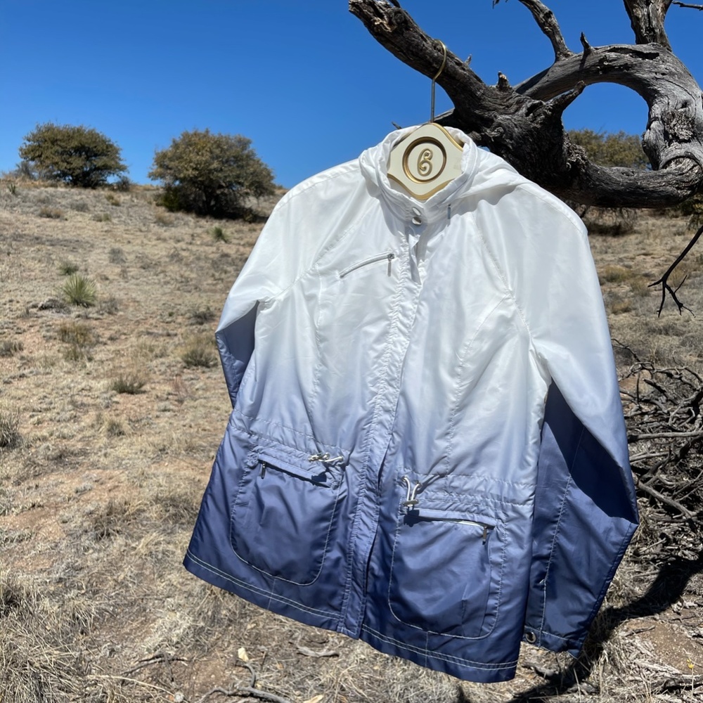 Zenergy Chico's Lightweight Jacket - Size 0